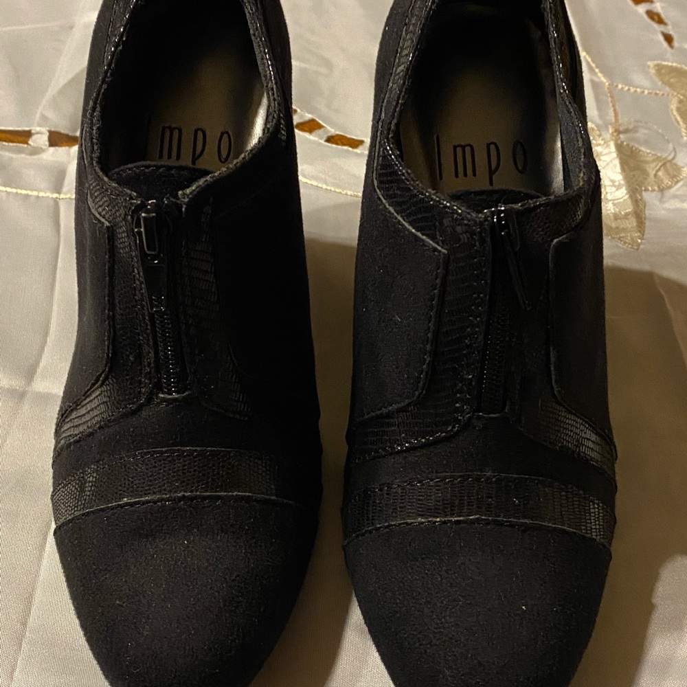 Impo Sz 5M Black Zip Front Bootie NWOT😊😊